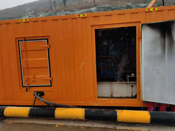 福建发电机出租 柴油发电机组电压低报警怎么办？